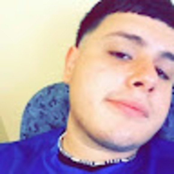 Meet your Posher, Abiel - Picture 1 of 1